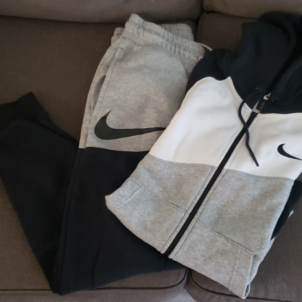NIKE Sweats set